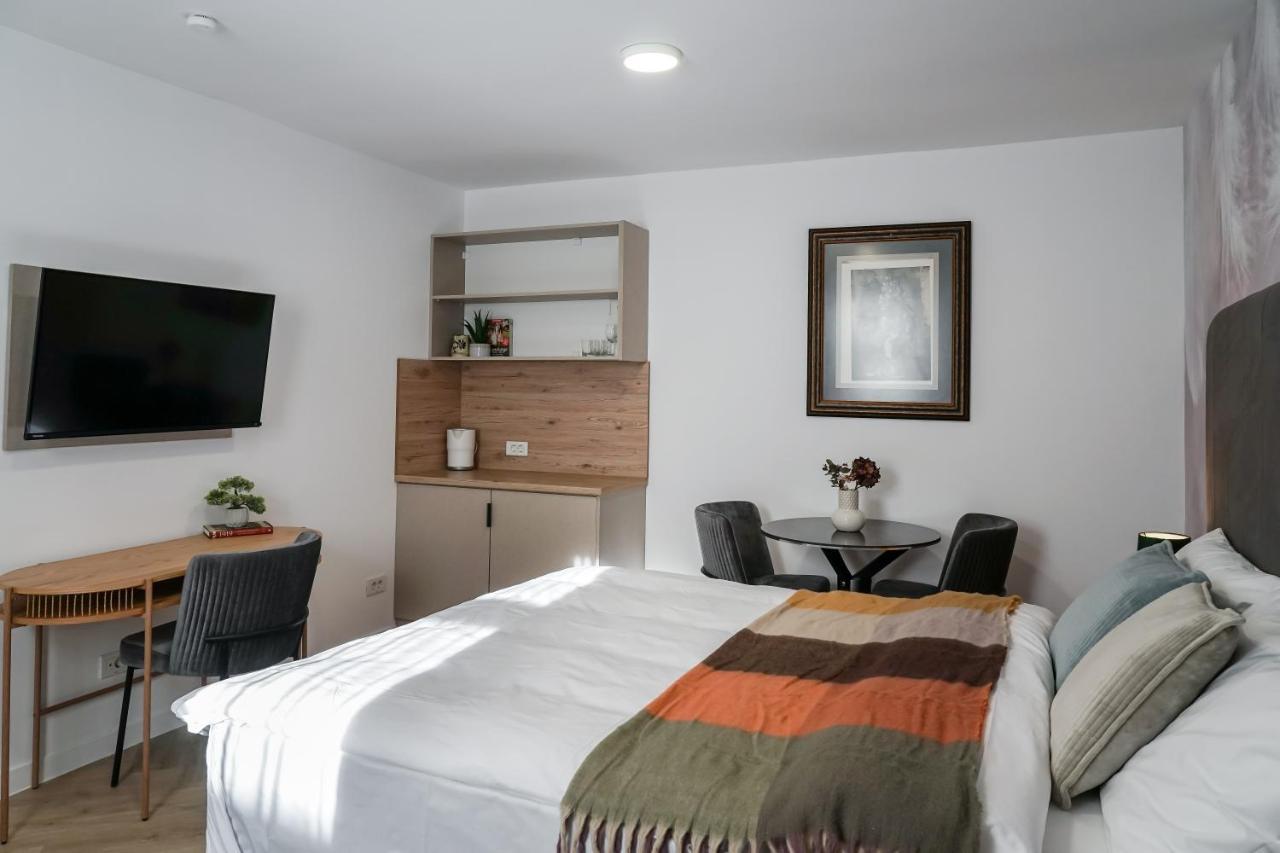 The Chic Retreat Apartment Bukares Bagian luar foto