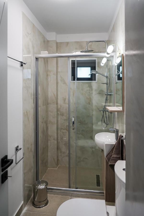 The Chic Retreat Apartment Bukares Bagian luar foto