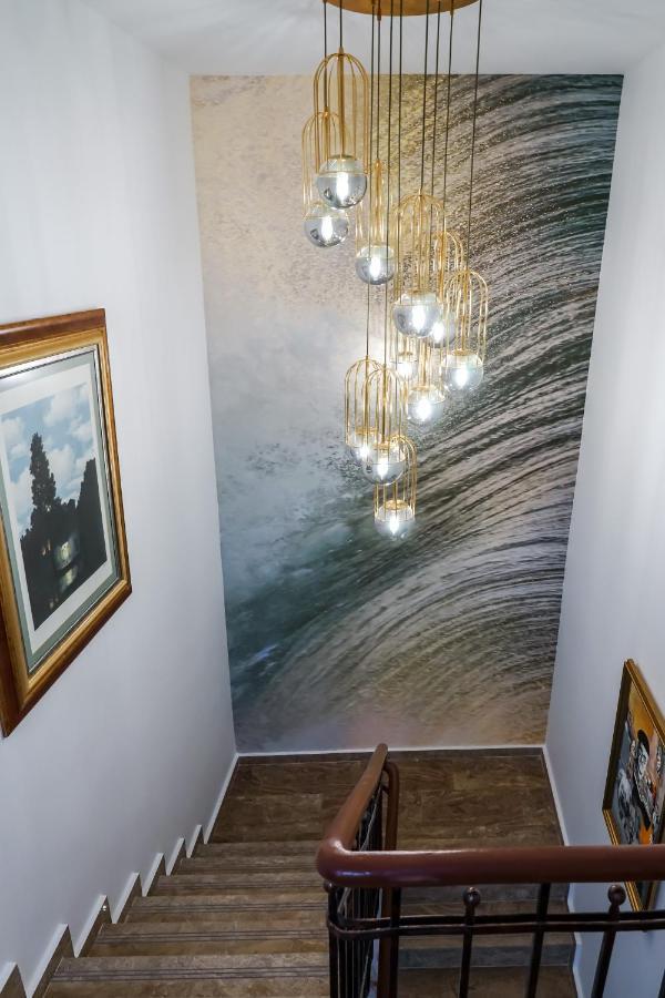 The Chic Retreat Apartment Bukares Bagian luar foto