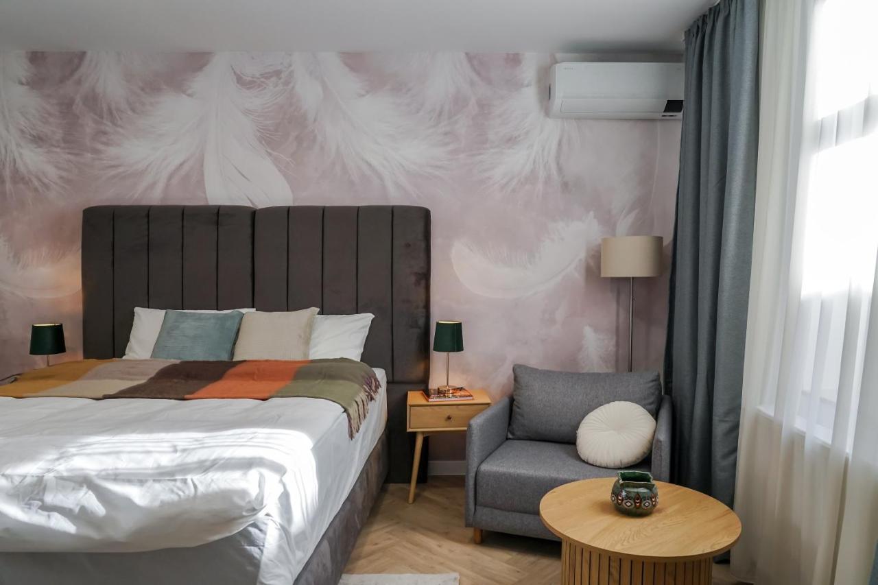 The Chic Retreat Apartment Bukares Bagian luar foto